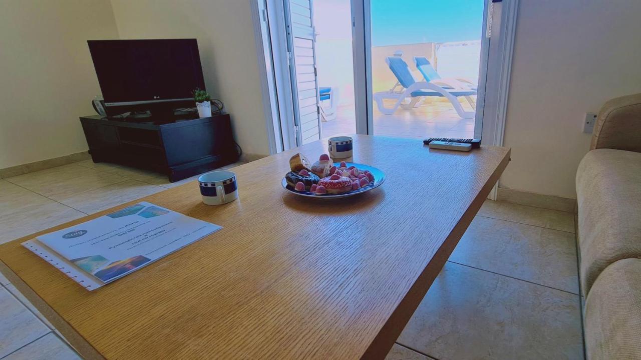 Stay Sunshine Apartment Paralimni Exterior foto
